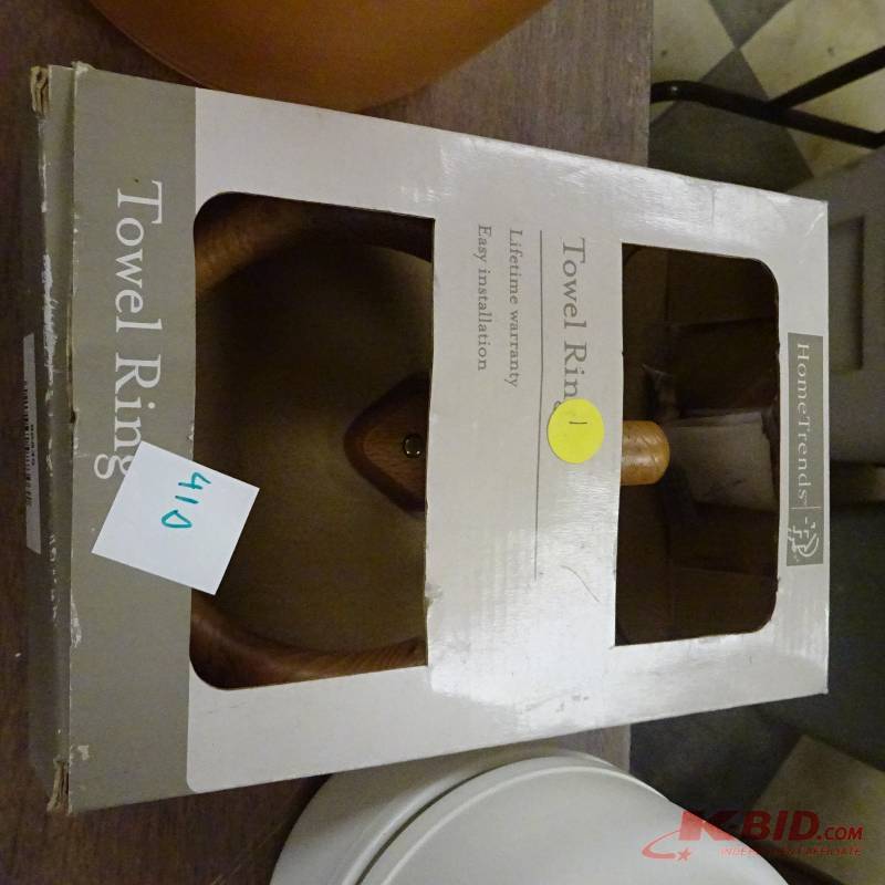lot 410 image: Towel Ring Holder