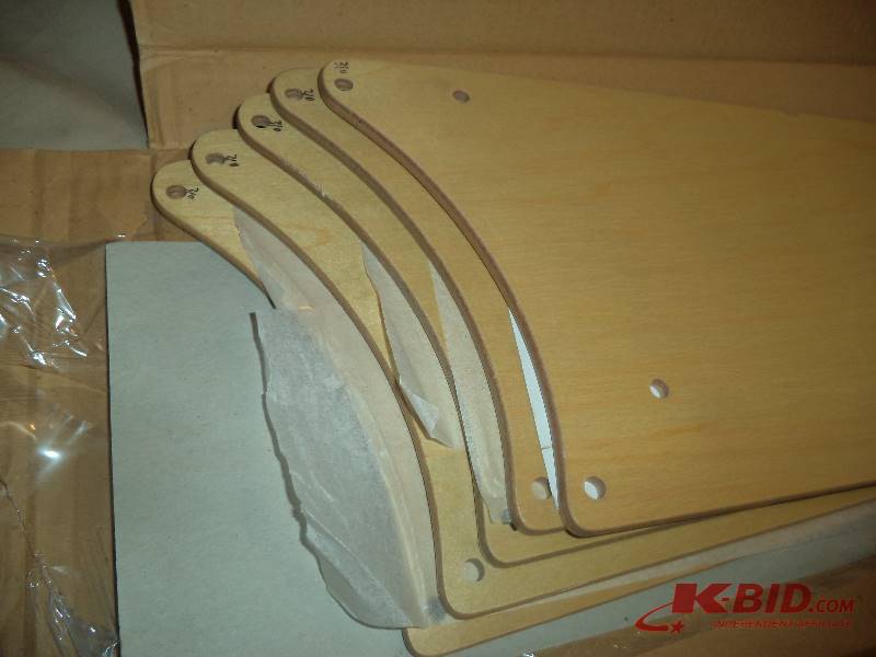 lot 45 image: Fan Blades