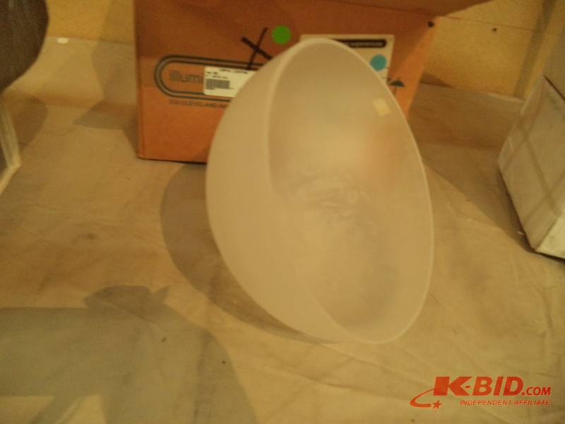 lot 85 image: Illuminating experiences glass shade.