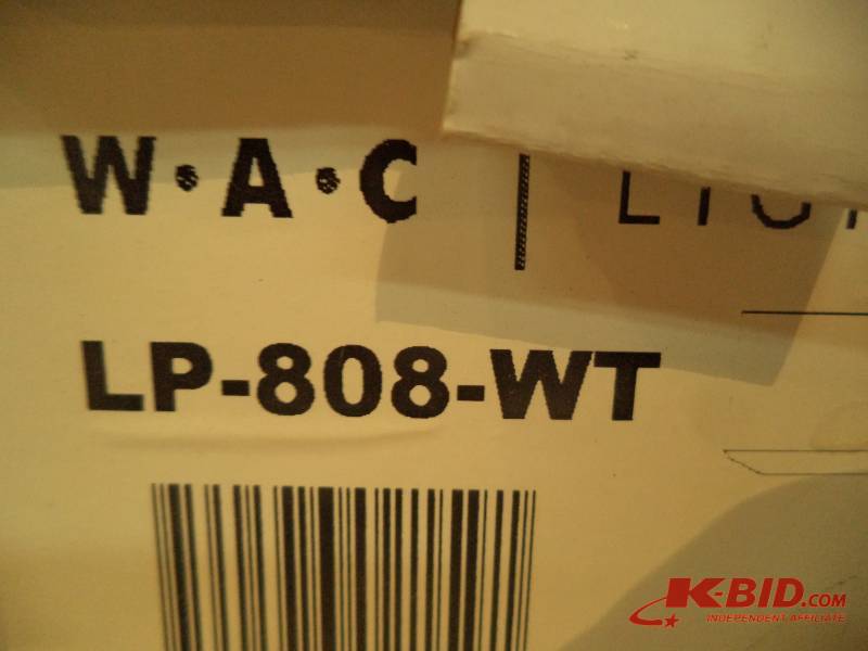 lot 87 image: Lot of WAC lighting.