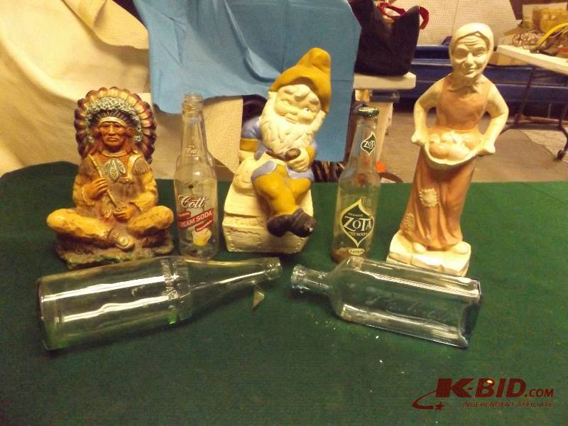 lot 18 image: 5 Bottles and Three Figurines