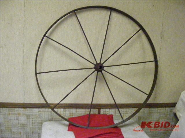 lot 62 image: Wagon Wheel