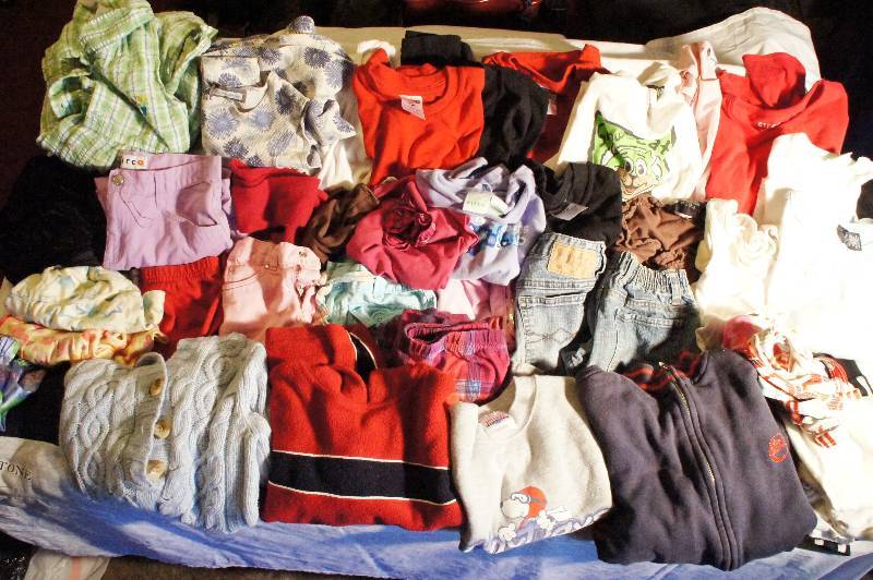 30  Pieces - Lot of Girls Clothes - Sizes 6, 6T & 7