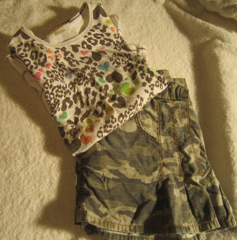 Camouflage Green Shorts - Size 7 and White with Brown and Hearts Top - Size S (7-8)