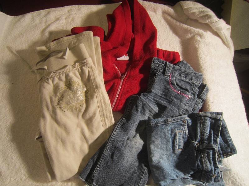 Size 8 - Arizona Red Sweat Shirt Zipper, Route 66 Blue Jean Shorts, Arizona Cream Sweat Pants and Blue Jean Shorts