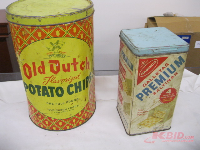2 tin Containers Vintage