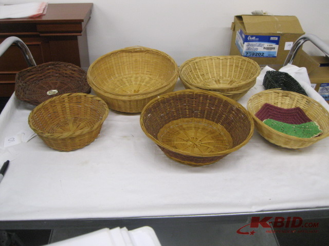 Lot of variety wicker baskets