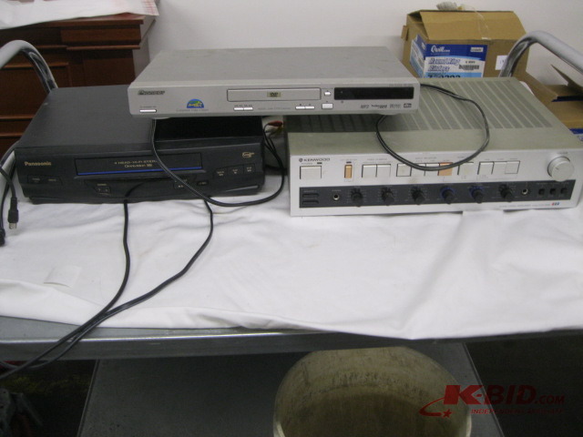 Electronic lot