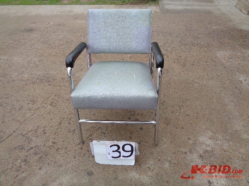 Salon Chair