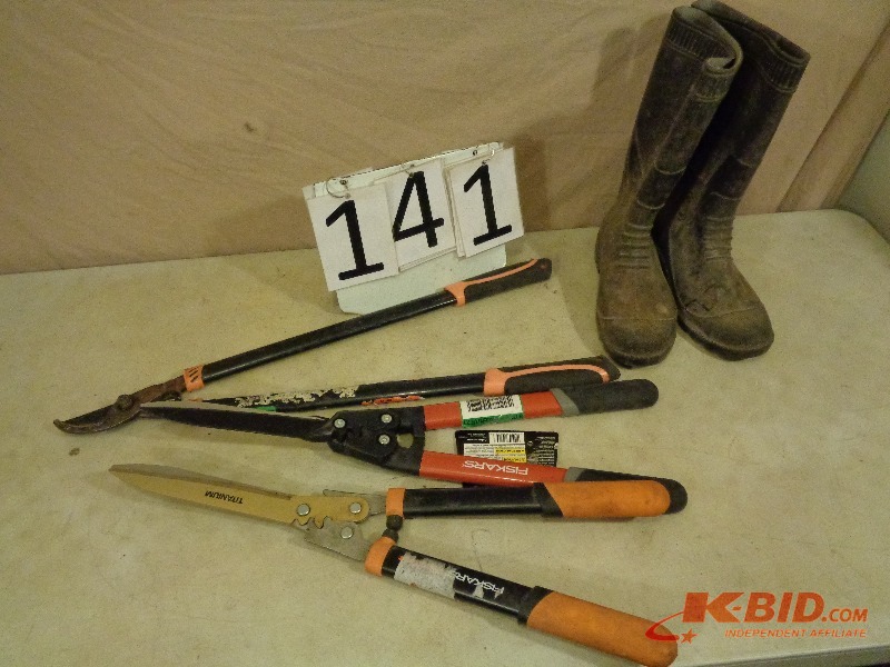 Loppers and Hedge Trimmers