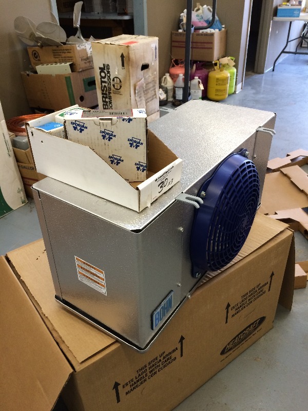 lot 23 image: BOHN Walk-in cooler Evaporator coil  Model ADT052AK  115 V, New - In the box