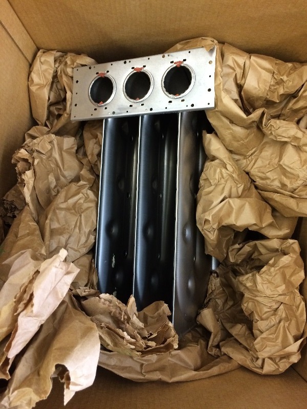 lot 27 image: Lennox Heat Exchanger 57W85  8R40654-002 - New in the box