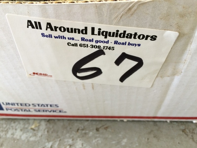 lot 67 image: Large Lot of 1 conduit fittings