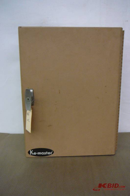 lot 4 image: Key Master Lock Box