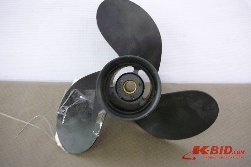 lot 15 image: Prop