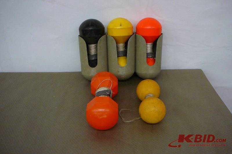 lot 19 image: Lot of Mark it Buoys