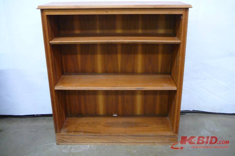 lot 21 image: Wooden Book Shelf