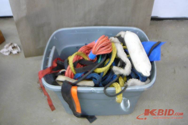 lot 55 image: Lot of Ski Rope