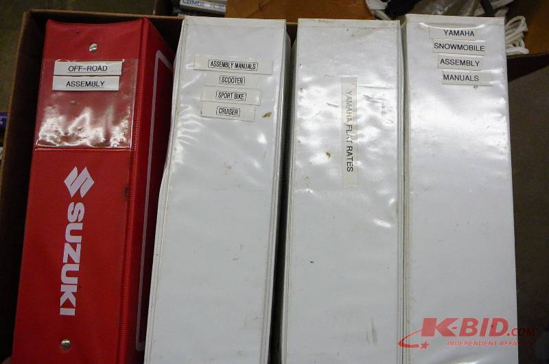 lot 67 image: Lot of Yamaha  & Suzuki Manuals