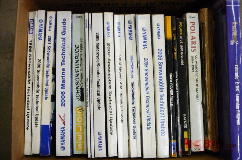 lot 69 image: Lot of Manuals