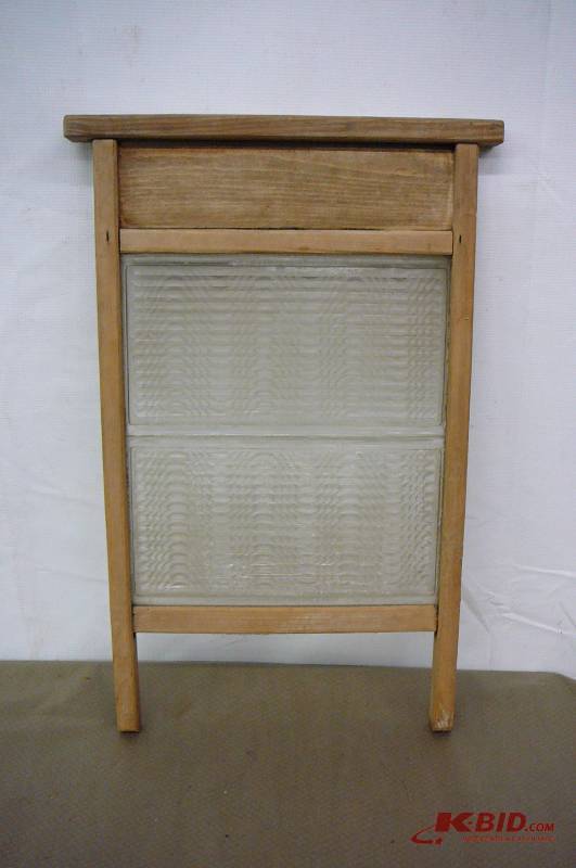 lot 92 image: Wash Board with glass