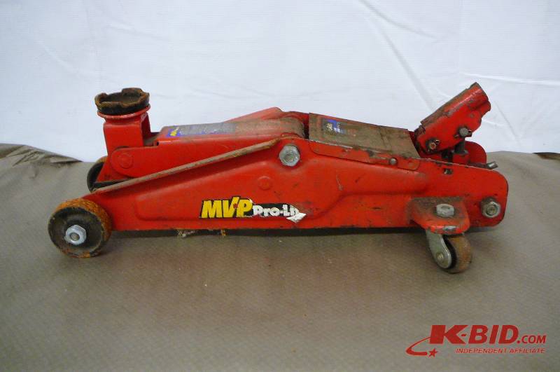 lot 105 image: MVP Pro Lift 2 ton