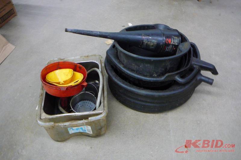 lot 121 image: Lot of Drain Pans and Funnels