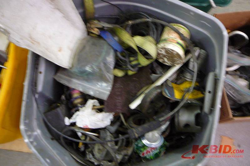 lot 141 image: Lot of used Parts U Sort