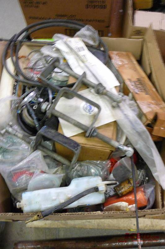 lot 147 image: Lot of used Parts U Sort