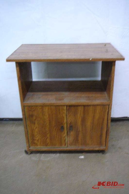 lot 166 image: Stand Wooden