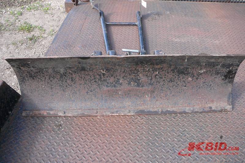 lot 175 image: Atv Plow Cycle Country
