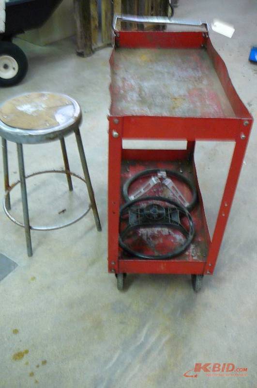lot 234 image: Matco Roller Cart