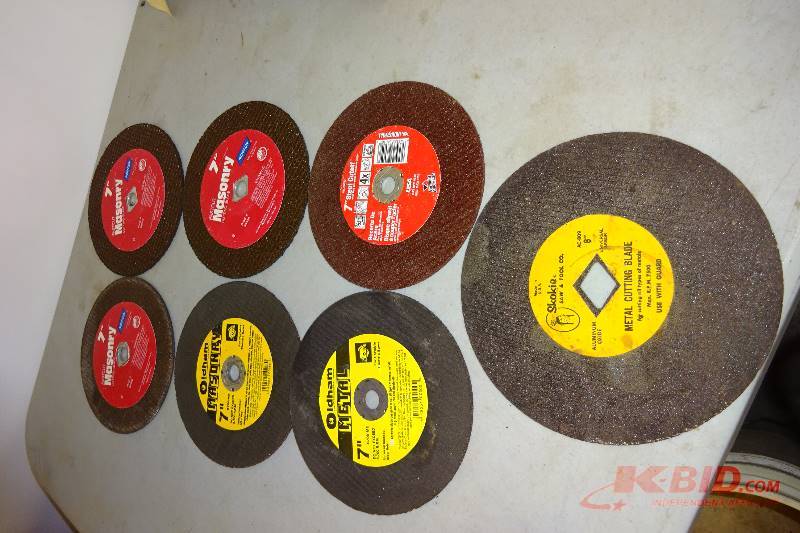 4 - 7 masonry blades, 2 - 7 steel blades, 1 8 meat blade