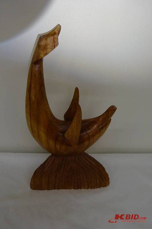 wood dolphin
