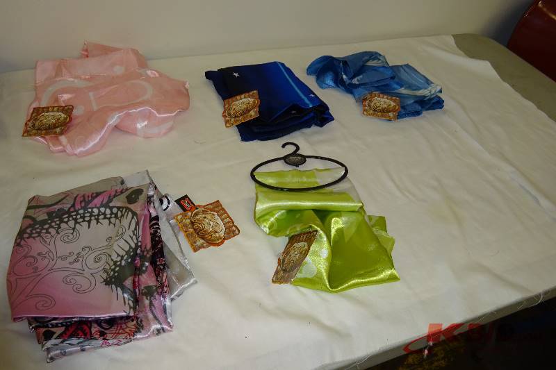 Lot of scarfs