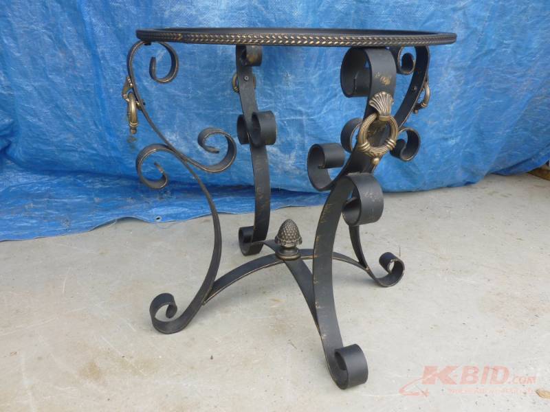 lot 43 image: Wrought Iron Table