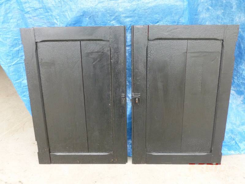 lot 85 image: Vintage Cabinet Doors