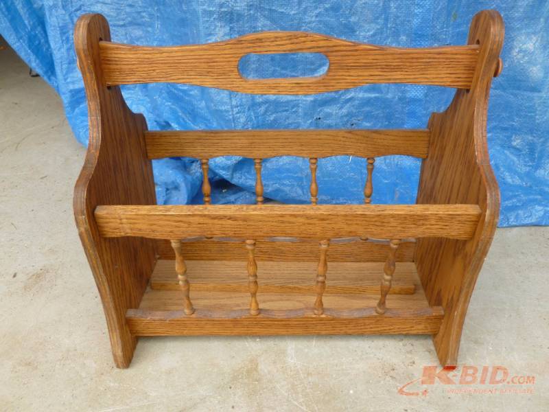 lot 88 image: Magazine Rack