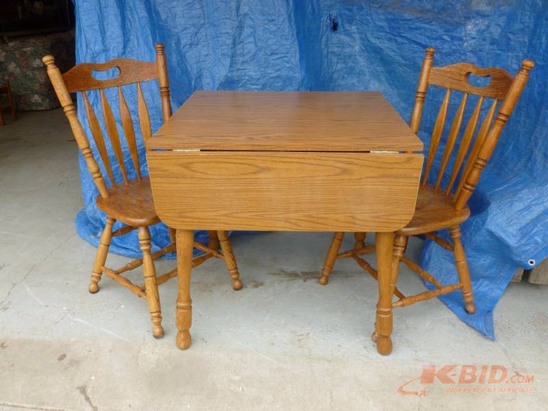 lot 96 image: Dining Room Set
