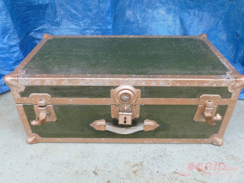 lot 118 image: Antique Trunk
