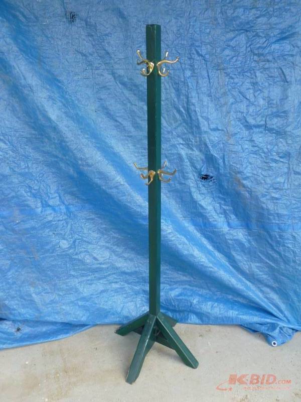 lot 130 image: Coat Rack