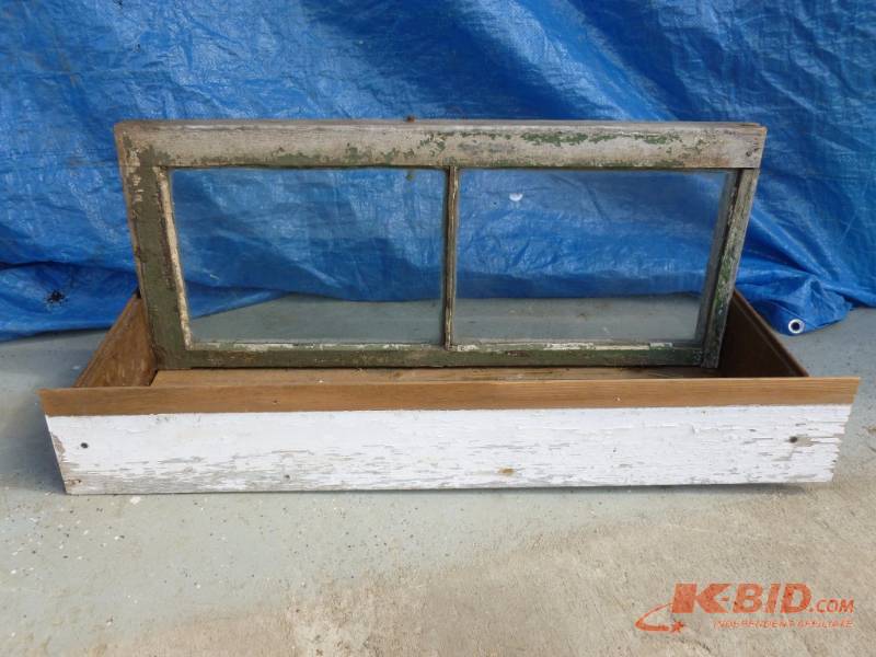lot 133 image: Barn Wood Planter