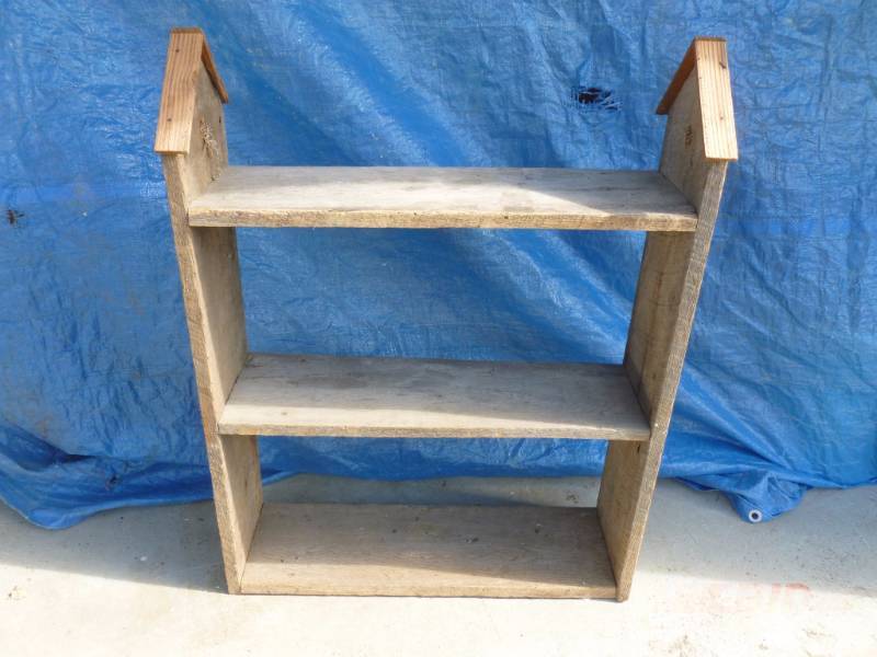 lot 134 image: Barn Wood Bookshelf