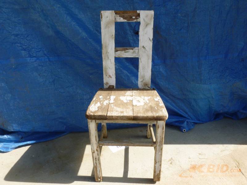 lot 135 image: Barn Wood Chair