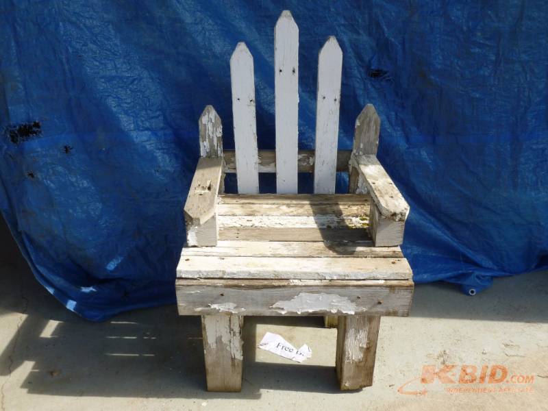 lot 137 image: Barn Wood Chair
