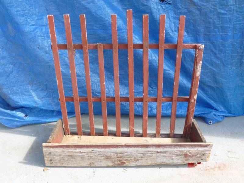 lot 139 image: Barn Wood Planter