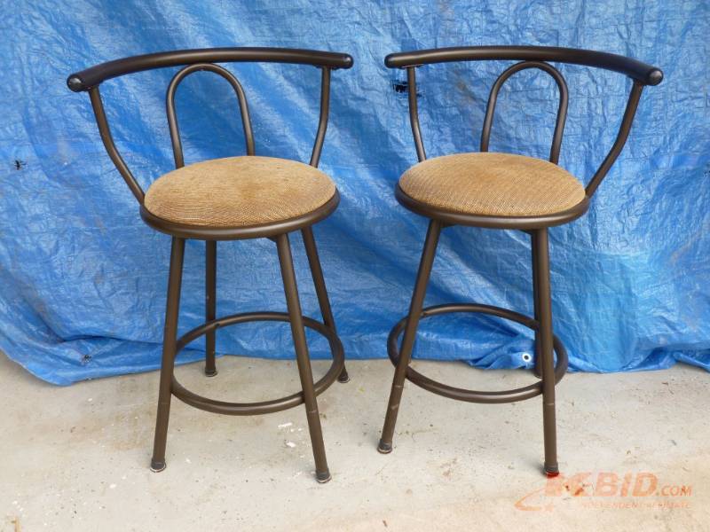 lot 148 image: Bar Stools