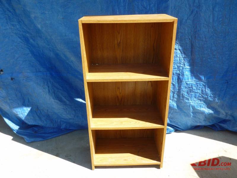 lot 167 image: Book Shelf