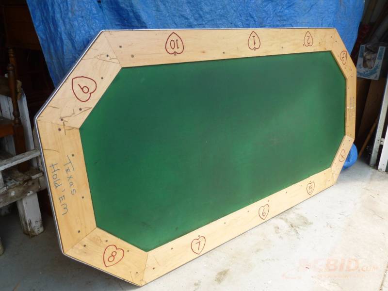 lot 170 image: Texas Hold Em Table