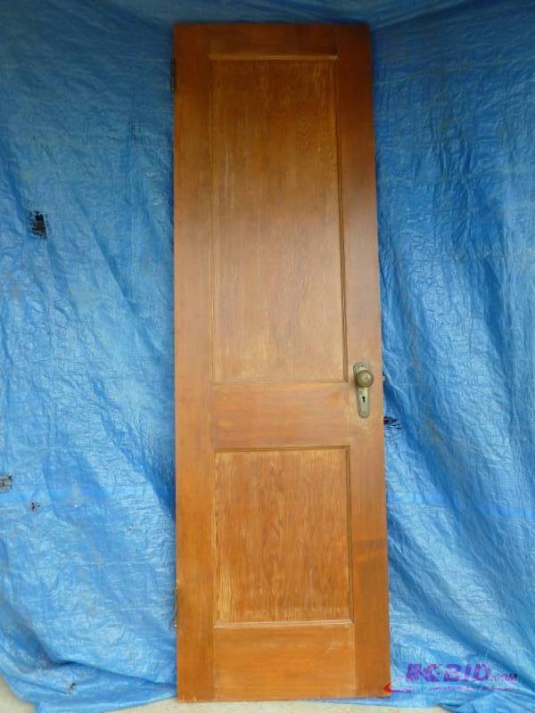 lot 174 image: Vintage Door